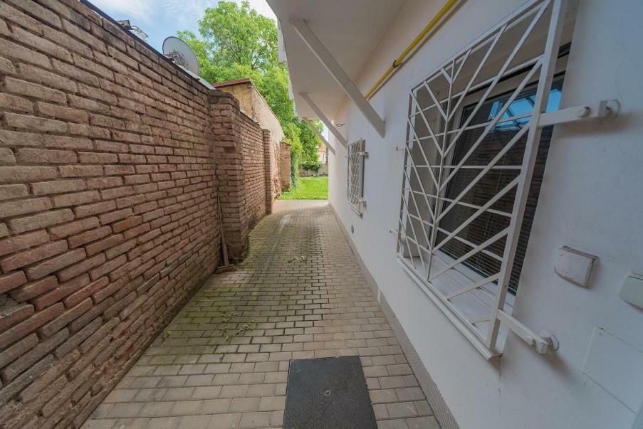 Pension U Kostela Cesky Brod Exterior foto