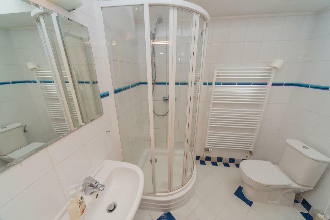 Pension U Kostela Cesky Brod Exterior foto