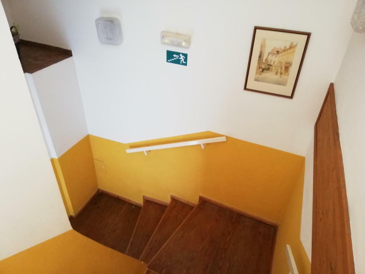 Pension U Kostela Cesky Brod Exterior foto